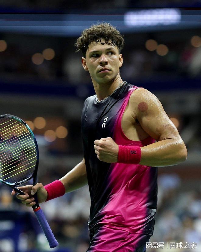 上比赛中很 上比赛中很