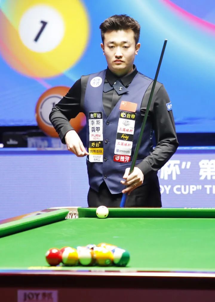 队首秀火爆 队首秀火爆