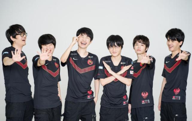 曝出消息 曝出消息