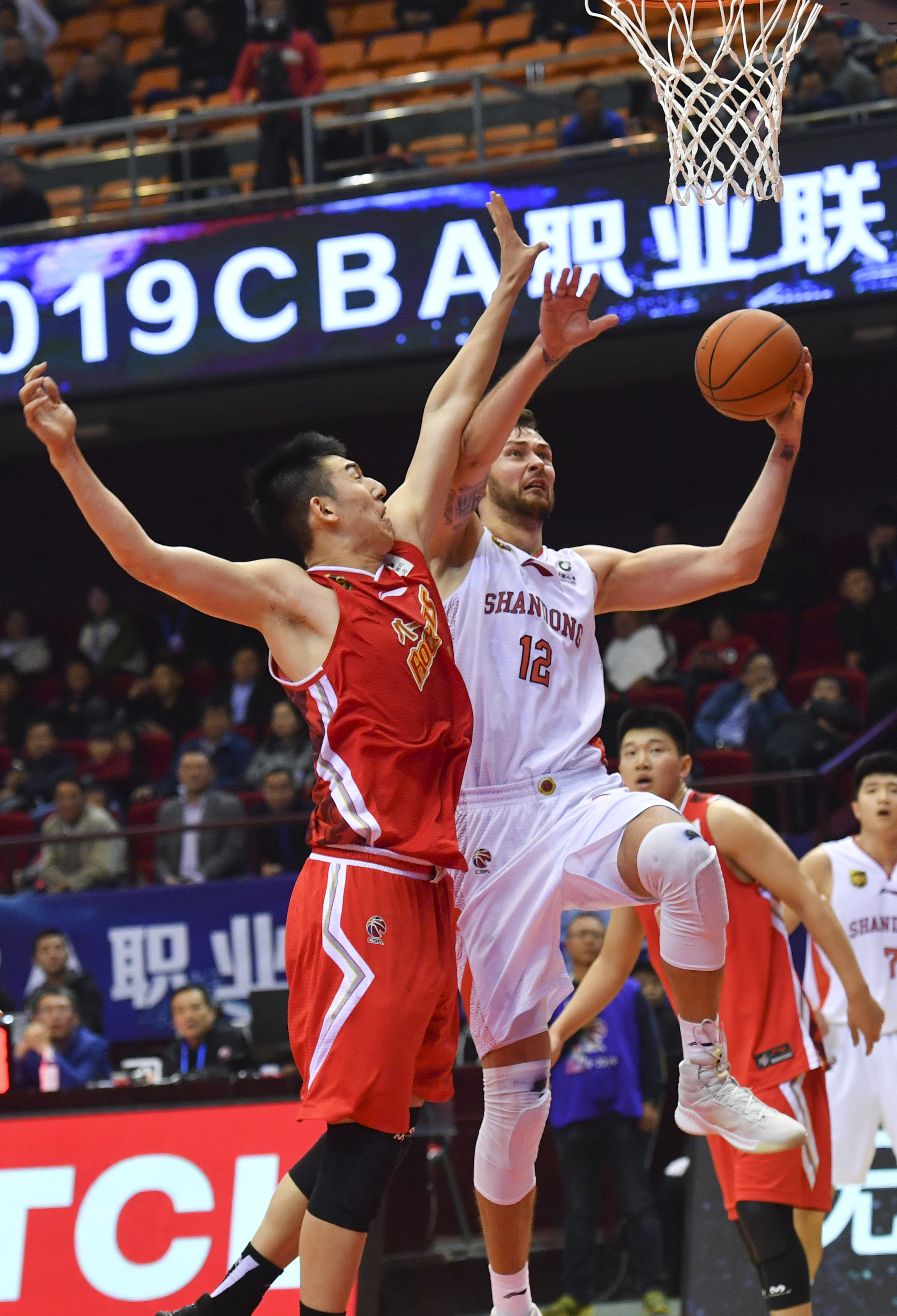 及球队的承 及球队的承