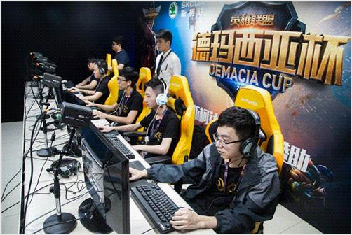 当年手套击 当年手套击