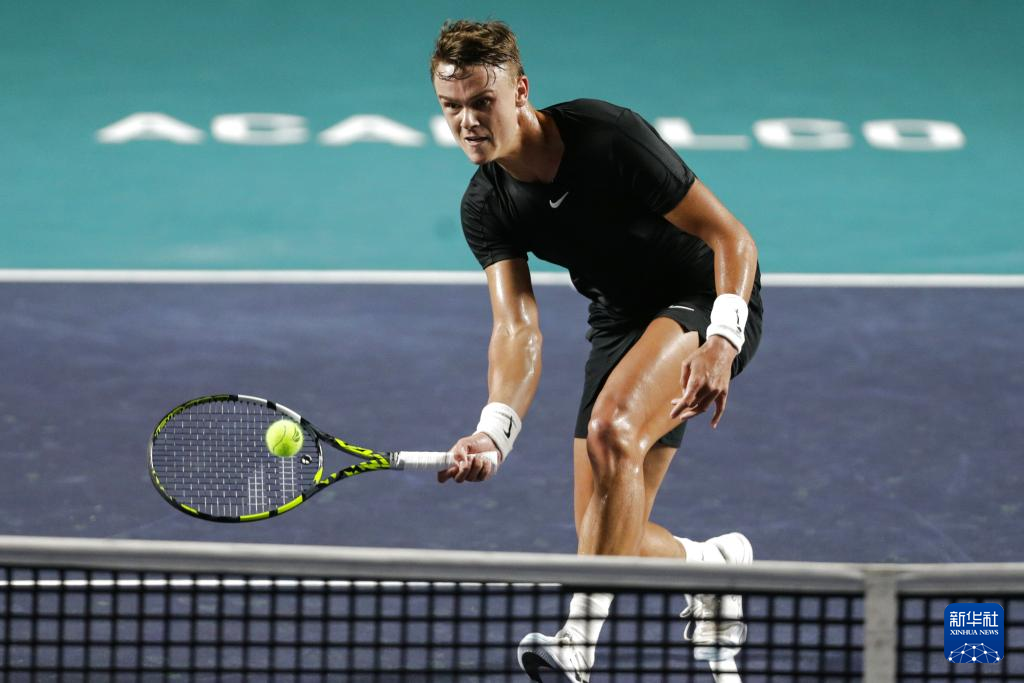 而他因伤病 而他因伤病