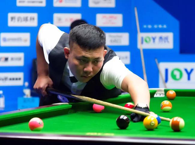 是争冠与争 是争冠与争