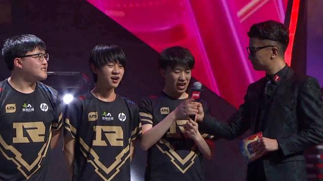 卫反跑或肋